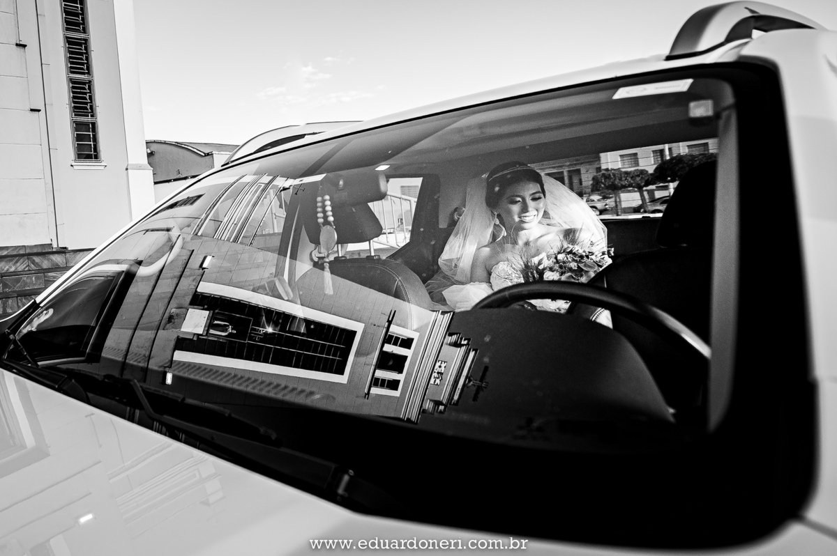 Casamento realizado no Santuário Santa Terezinha em Bandeirantes no Paraná