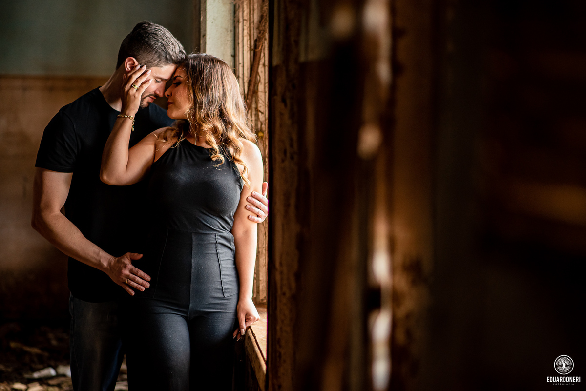 ensaio de pre casamento realizado no antigo Thermas Yara, hj o hotel em ruínas serve para um belíssimo cenário para fotos