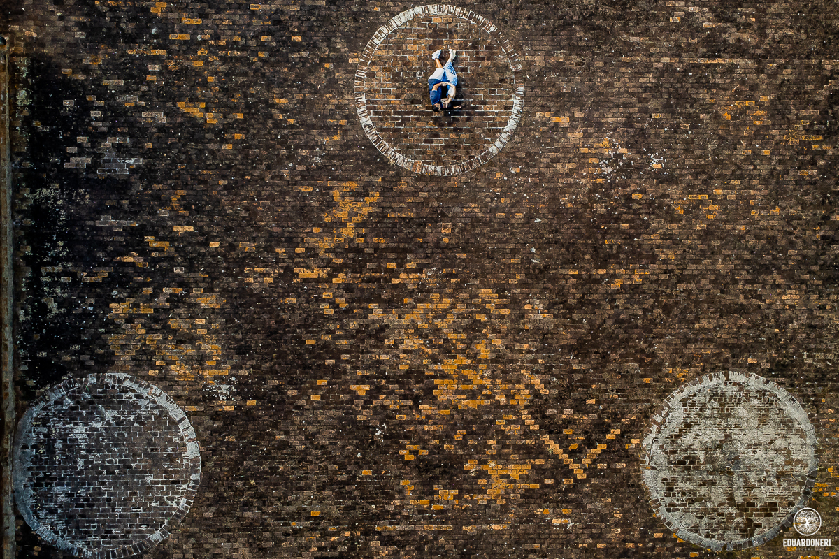 ensaio de pre wedding realizado na fazenda monte belo em ribeirão claro no paraná, fazenda de café pre casamento, noivos, fotografia de casamento