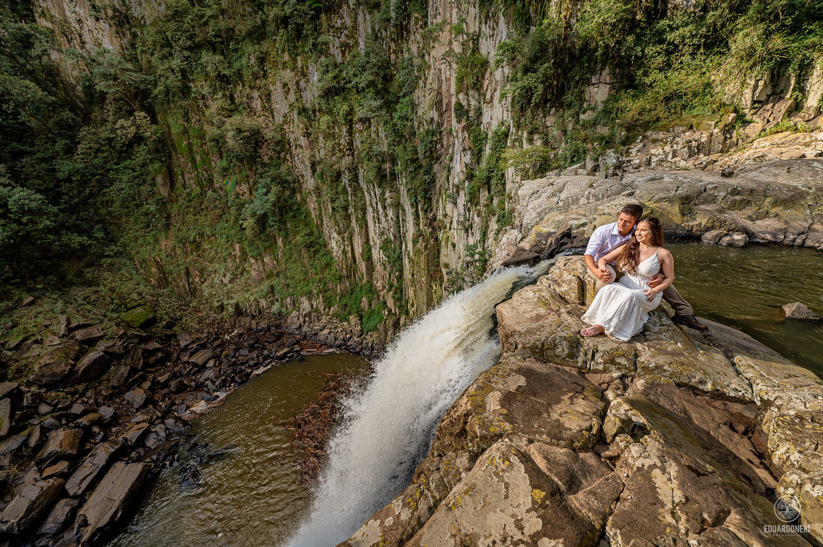 Ensaio Pre Casamento em Sapopema no Paraná, no Salto das Orquídeas
