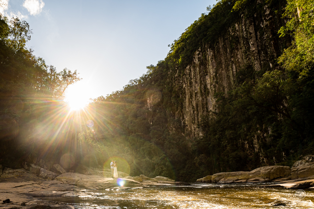 Ensaio Pre Casamento em Sapopema no Paraná, no Salto das Orquídeas