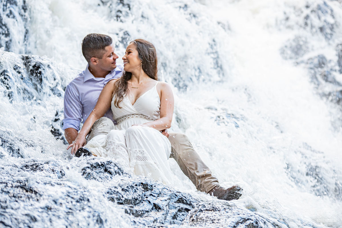 Ensaio Pre Casamento em Sapopema no Paraná, no Salto das Orquídeas