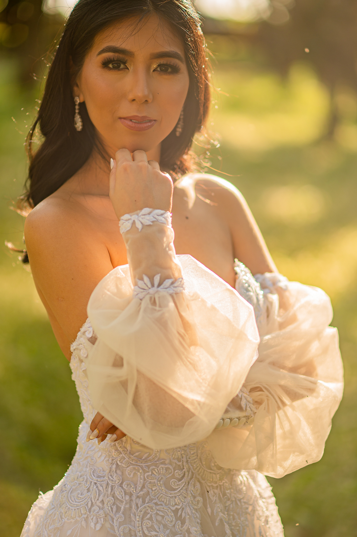 Ensaio Trash the Dress realizado em Bandeirantes no Paraná, uma parte do ensaio foi realizado na UENP, e a outra parte realizado nos dois santuário da cidade, Santa Terezinha e São Miguel Arcanjo