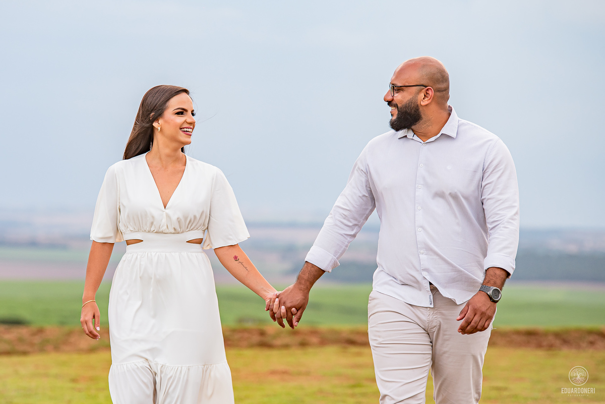 Pre Wedding realizado em Ribeirão Claro na Cachoeira do Padre e finalizado no Santuário São Miguel Arcanjo