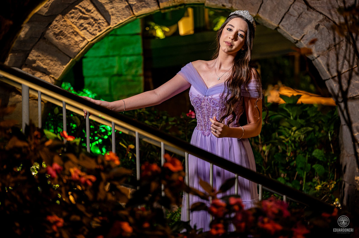 Fotografia de aniversário de 15 anos na Vinícola Ladorni em Bandeirantes no Paraná, fotografia de aniversário de 15 anos em Londrina