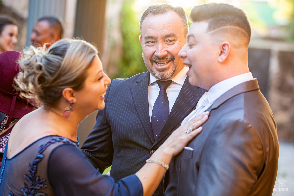 Casamento realizado no Castelo da Vinícola LaDorni em Bandeirantes no Paraná, muita festa e muita emoção neste dia incrível para o casamento de Davi e Geovana