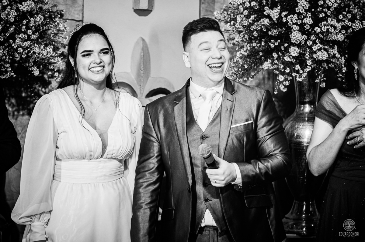 Casamento realizado no Castelo da Vinícola LaDorni em Bandeirantes no Paraná, muita festa e muita emoção neste dia incrível para o casamento de Davi e Geovana