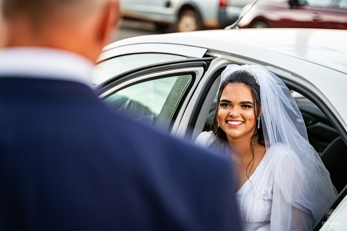 Casamento realizado no Castelo da Vinícola LaDorni em Bandeirantes no Paraná, muita festa e muita emoção neste dia incrível para o casamento de Davi e Geovana