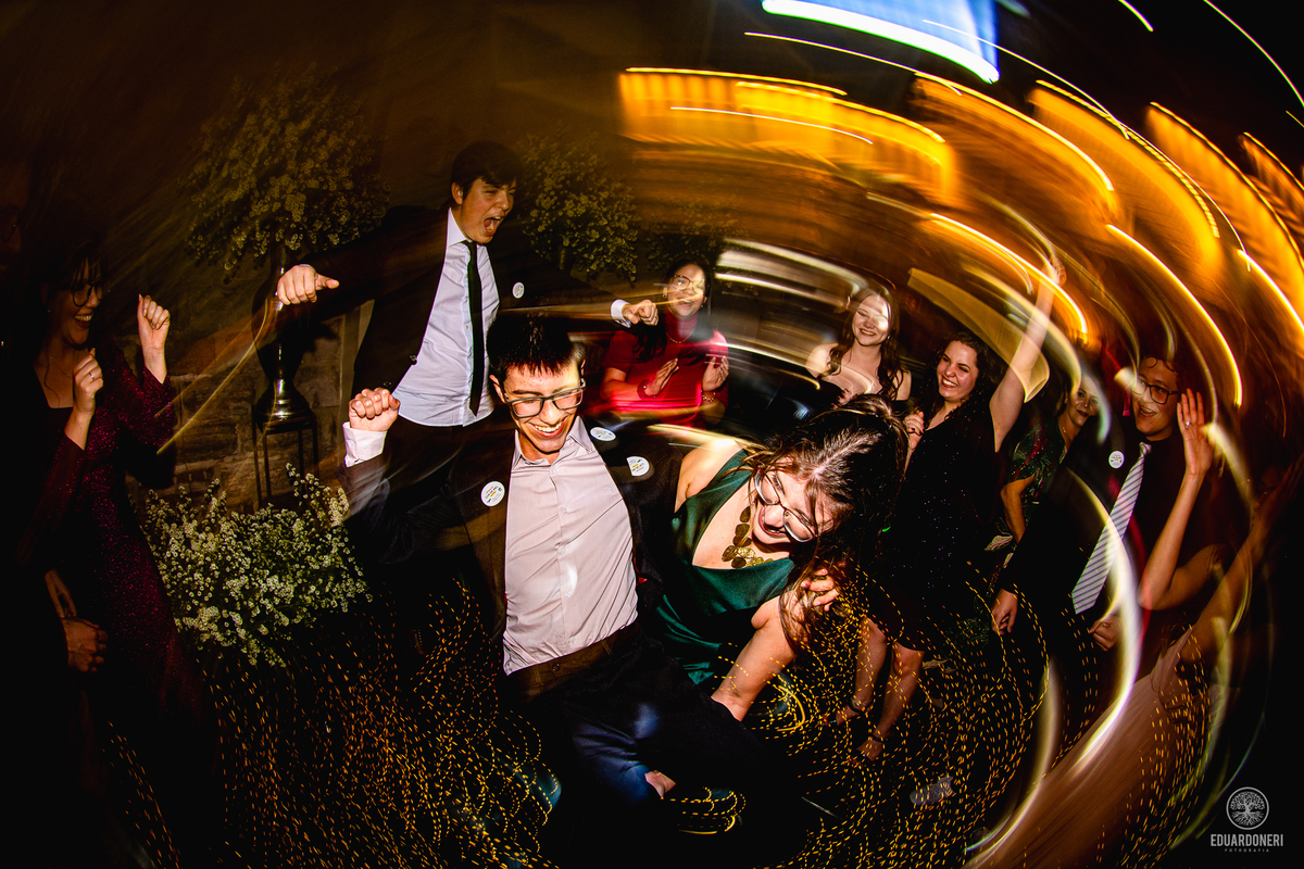 Casamento realizado no Castelo da Vinícola LaDorni em Bandeirantes no Paraná, muita festa e muita emoção neste dia incrível para o casamento de Davi e Geovana