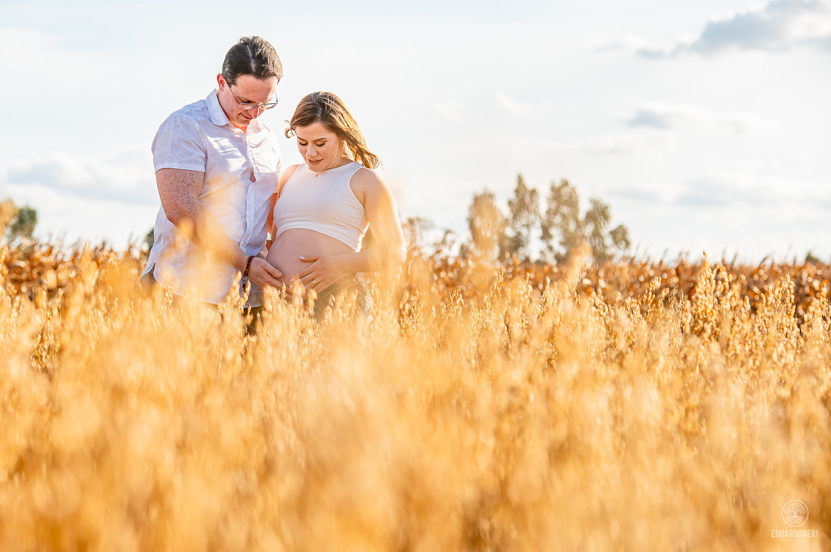 Ensaio de Gestante realizado em Bandeirantes no Paraná no Santuário São Miguel Arcanjo
