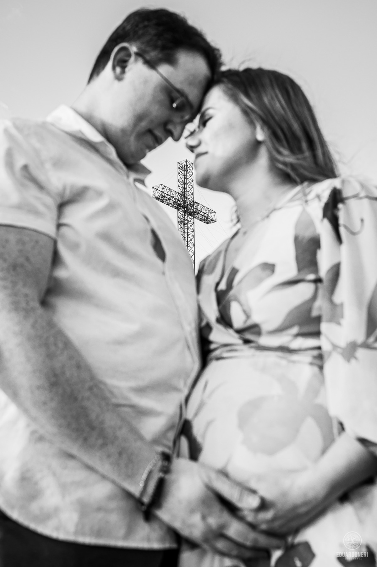 Ensaio de Gestante realizado em Bandeirantes no Paraná no Santuário São Miguel Arcanjo