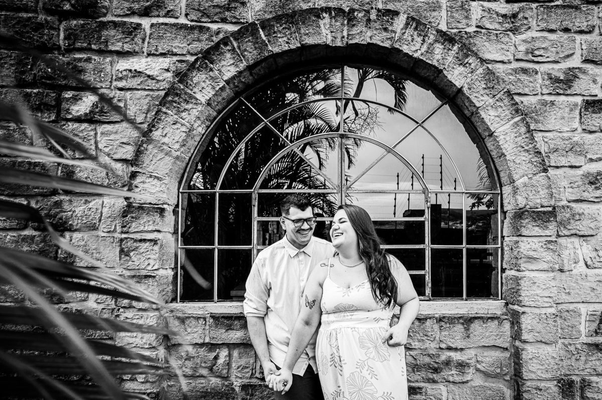 Vinícola Ladorni Bandeirantes
Ensaio Pre-Wedding Vinícola Ladorni
Amor e Vinho
Vinhedos do Paraná
Fotografia de Casal
Romance na Vinícola
Vinhos do Brasil
Amor Eterno
Fotografia de Amor
Casamento ao Ar Livre
Momentos de Cumplicidade
Ensaio Fotográfico Pré