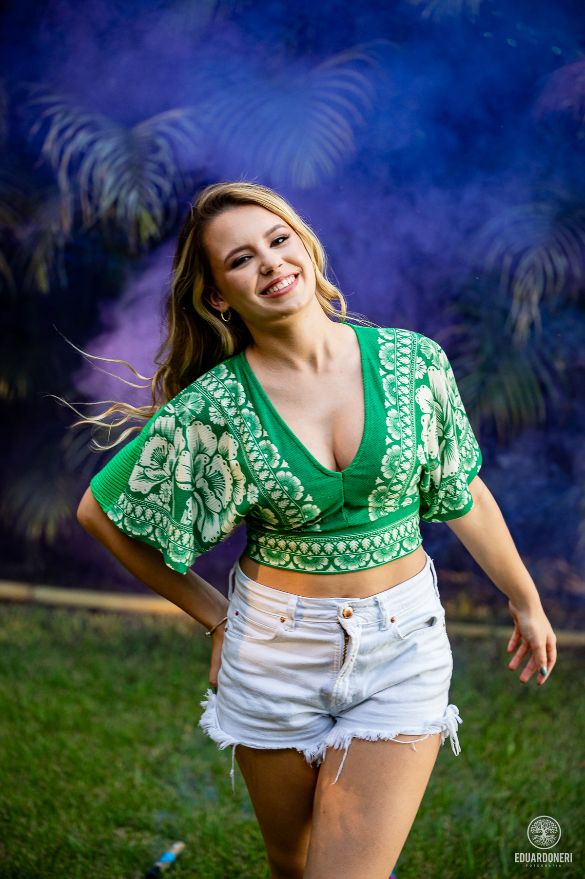 Ensaio fotográfico de 15 anos
Fotografia de debutante
Fotos para festa de 15 anos
Book fotográfico de debutante
Melhores poses para ensaio de 15 anos
Fotógrafo profissional para debutante
Ideias para ensaio fotográfico de 15 anos
Ensaio externo de 15 anos