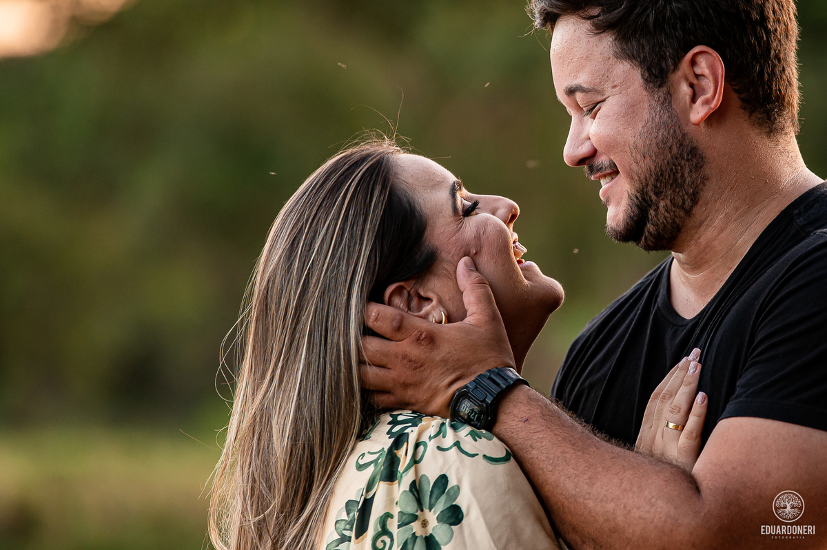 Junior e Rithielle - Fotografia de Pre Wedding realizado na região Rural em Bandeirantes, PR