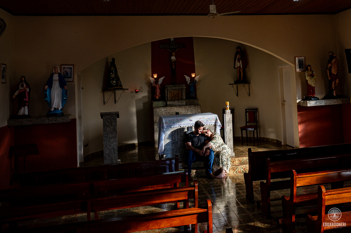 Junior e Rithielle - Fotografia de Pre Wedding realizado na região Rural em Bandeirantes, PR