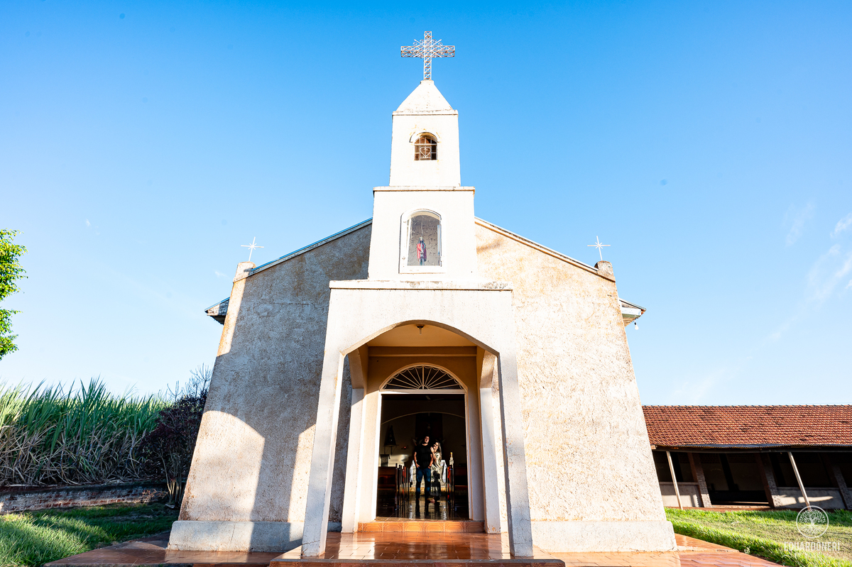 Junior e Rithielle - Fotografia de Pre Wedding realizado na região Rural em Bandeirantes, PR