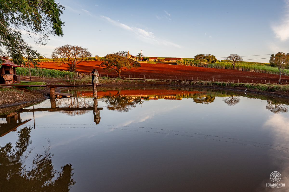 Junior e Rithielle - Fotografia de Pre Wedding realizado na região Rural em Bandeirantes, PR