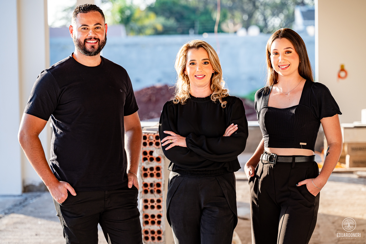 Arquiteta premiada, Carol Rodrigues, arquitetura inovadora, norte pioneiro do Paraná, ensaios fotográficos arquitetônicos, fotografia de arquitetura, profissional renomada, design de interiores, fotógrafo de arquitetura Paraná.