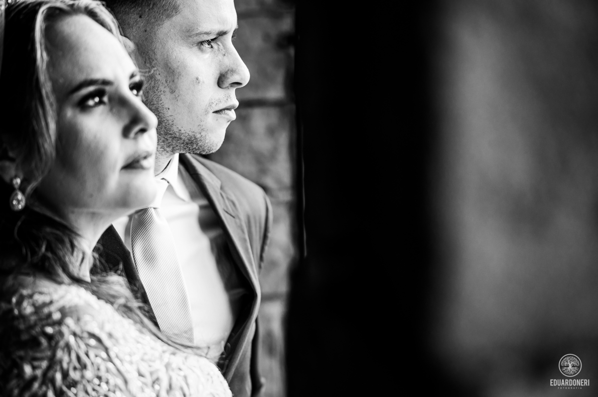 Momento único de Nayara e William na vinícola La Dorni. Trash the dress com toques de romance e cenários surpreendentes