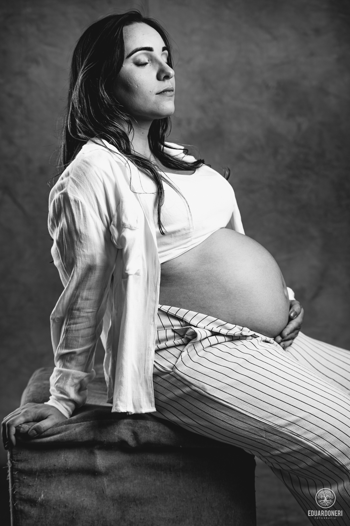 Ensaio gestante emocionante
Fotografia de gestante
Milagre na gravidez
Ensaio gestante com fé
História de superação na gravidez
Fotografia de maternidade
Ensaio fotográfico gravidez
Santa Teresinha intercessão
Bebê arco-íris
Ensaio gestante Paraná
