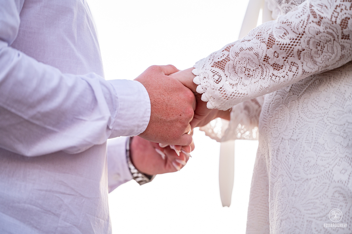 Ensaio pré-wedding
Pré-wedding na Pedra do Índio
Fotografia de casal
Ensaio romântico
Fotógrafo de casamento no Paraná
Ribeirão Claro fotografia
Palavras-chave secundárias:
Casal apaixonado
Ensaio ao pôr do sol
Fotografia no veleiro
Ensaio na marina
Amor 