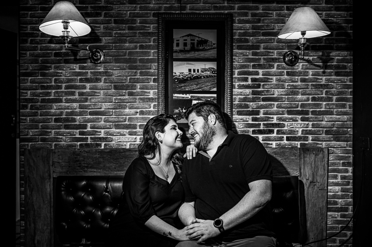 Ensaio pré-wedding
Fotografia de casal
Ensaio na Fazenda Yara
Hotel em ruínas Bandeirantes
Pré-wedding no Pub Poko Loko Bar
Fotógrafo de casamento em Bandeirantes Ensaio romântico
Fotografia de amor
Locais para ensaio pré-wedding no Paraná
Fotos de casal 