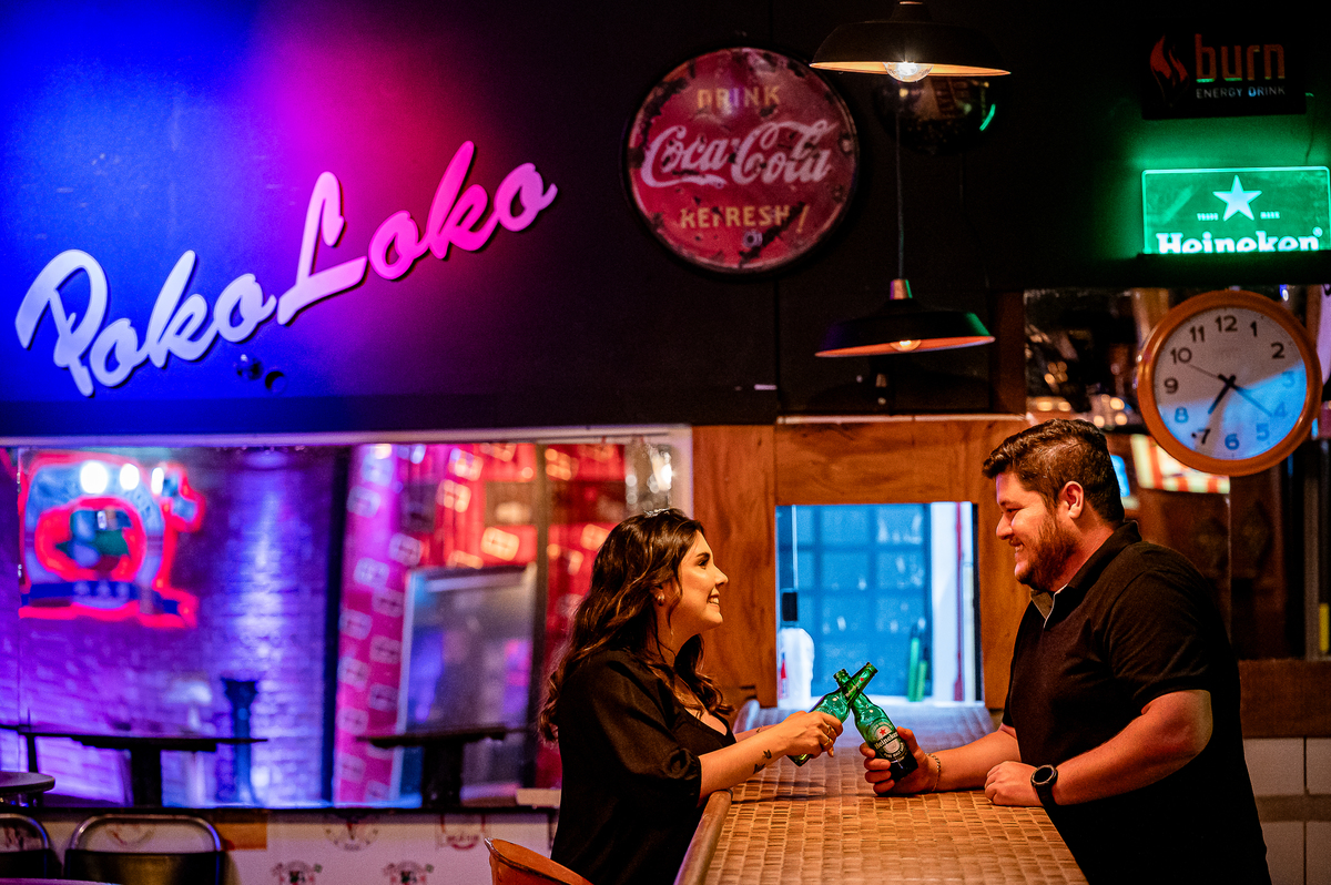 Ensaio pré-wedding
Fotografia de casal
Ensaio na Fazenda Yara
Hotel em ruínas Bandeirantes
Pré-wedding no Pub Poko Loko Bar
Fotógrafo de casamento em Bandeirantes Ensaio romântico
Fotografia de amor
Locais para ensaio pré-wedding no Paraná
Fotos de casal 