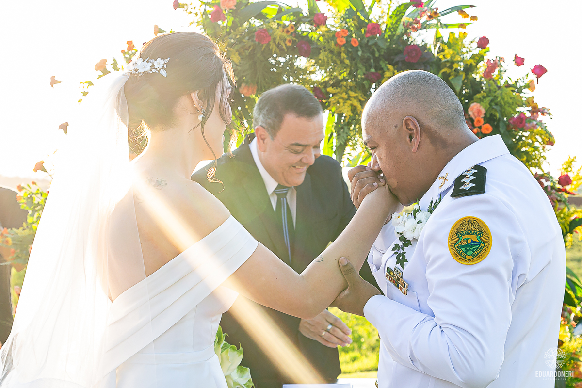 Fotografia de casamento em Londrina na Xacará ao ar livre