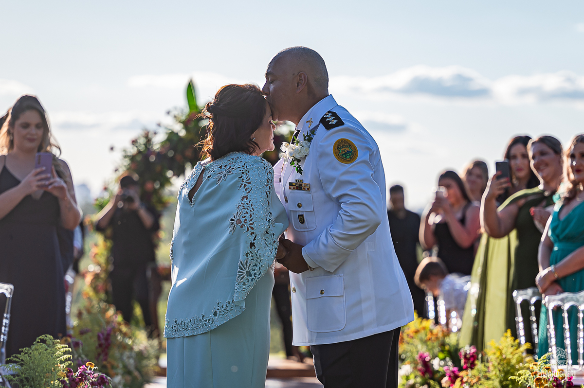 Fotografia de casamento em Londrina na Xacará ao ar livre