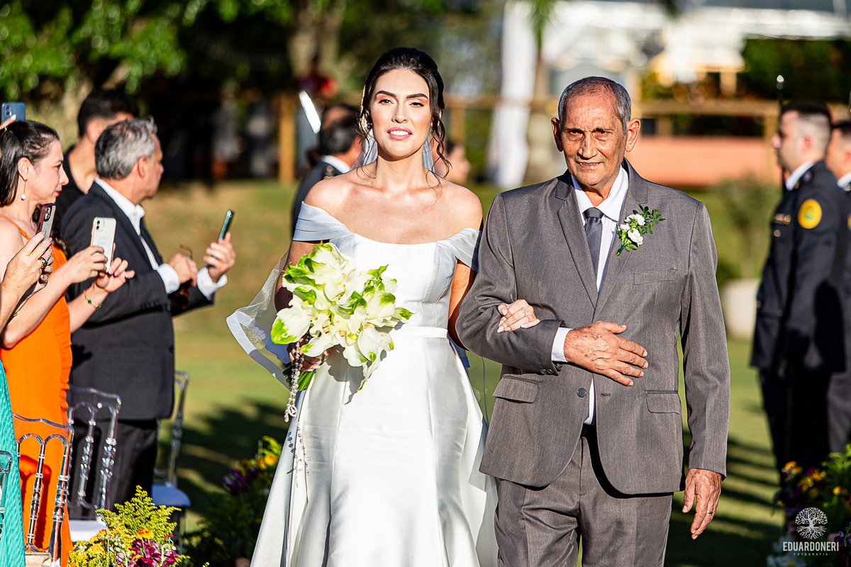 Fotografia de casamento em Londrina na Xacará ao ar livre