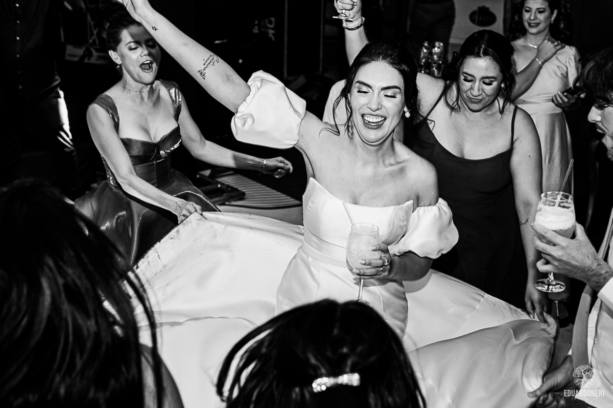 Fotografia de casamento em Londrina na Xacará ao ar livre