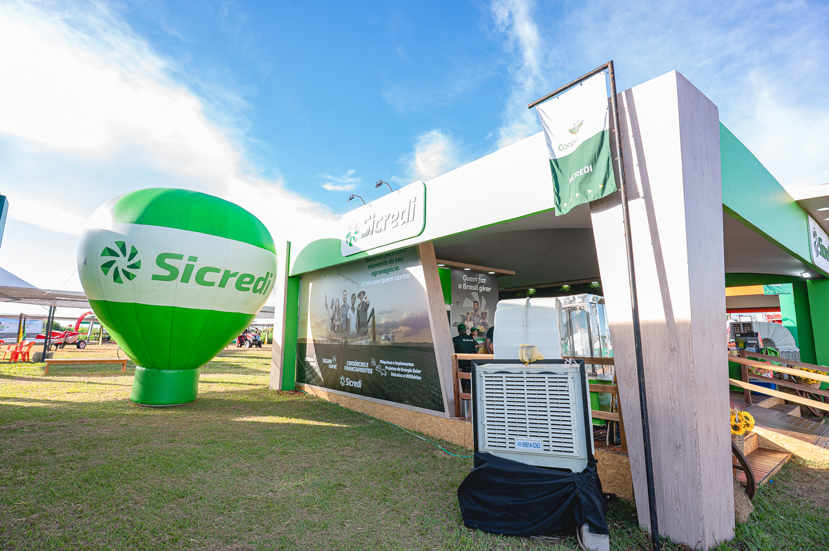 Evento Coopershow 2026 em Cândido Mota reunindo produtores, empresas e cooperativas em um ambiente de inovação e oportunidades para o agronegócio.