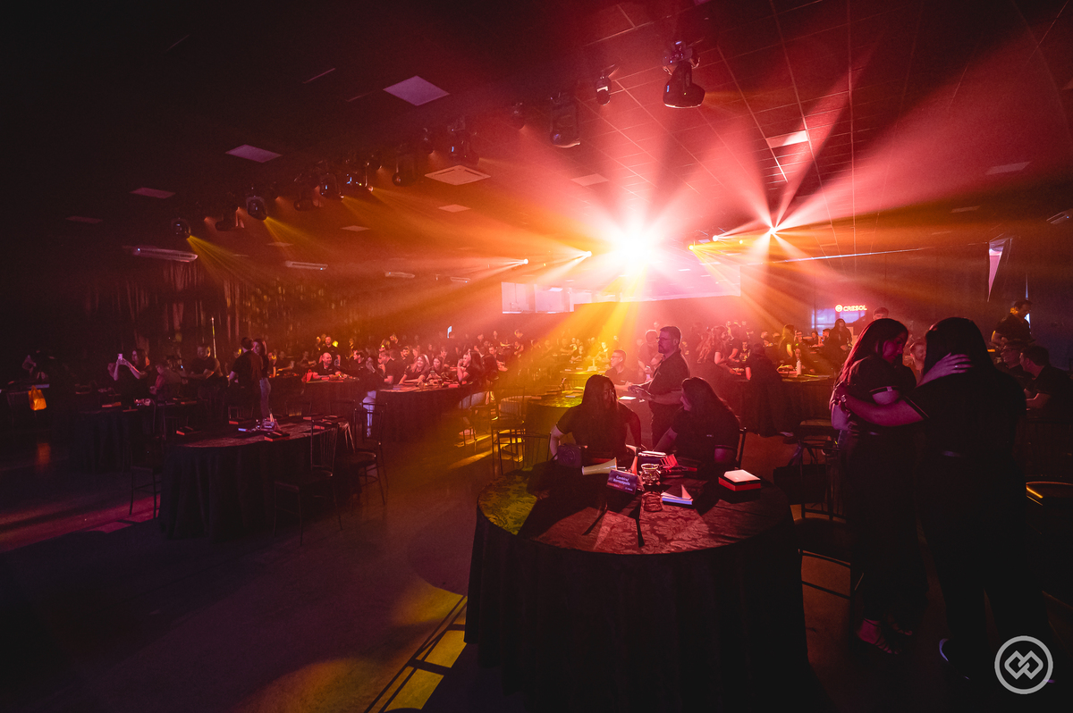 Colaboradores da Cresol participando da Convenção Aceleração 2026, momento de integração, alinhamento de objetivos e fortalecimento do cooperativismo.