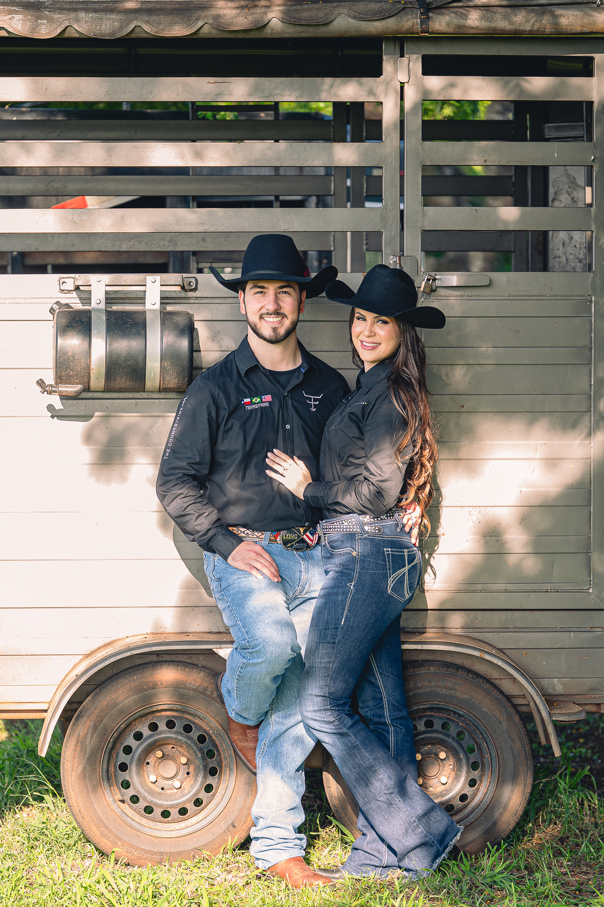 Ensaio pré-wedding com temática country e muito romantismo