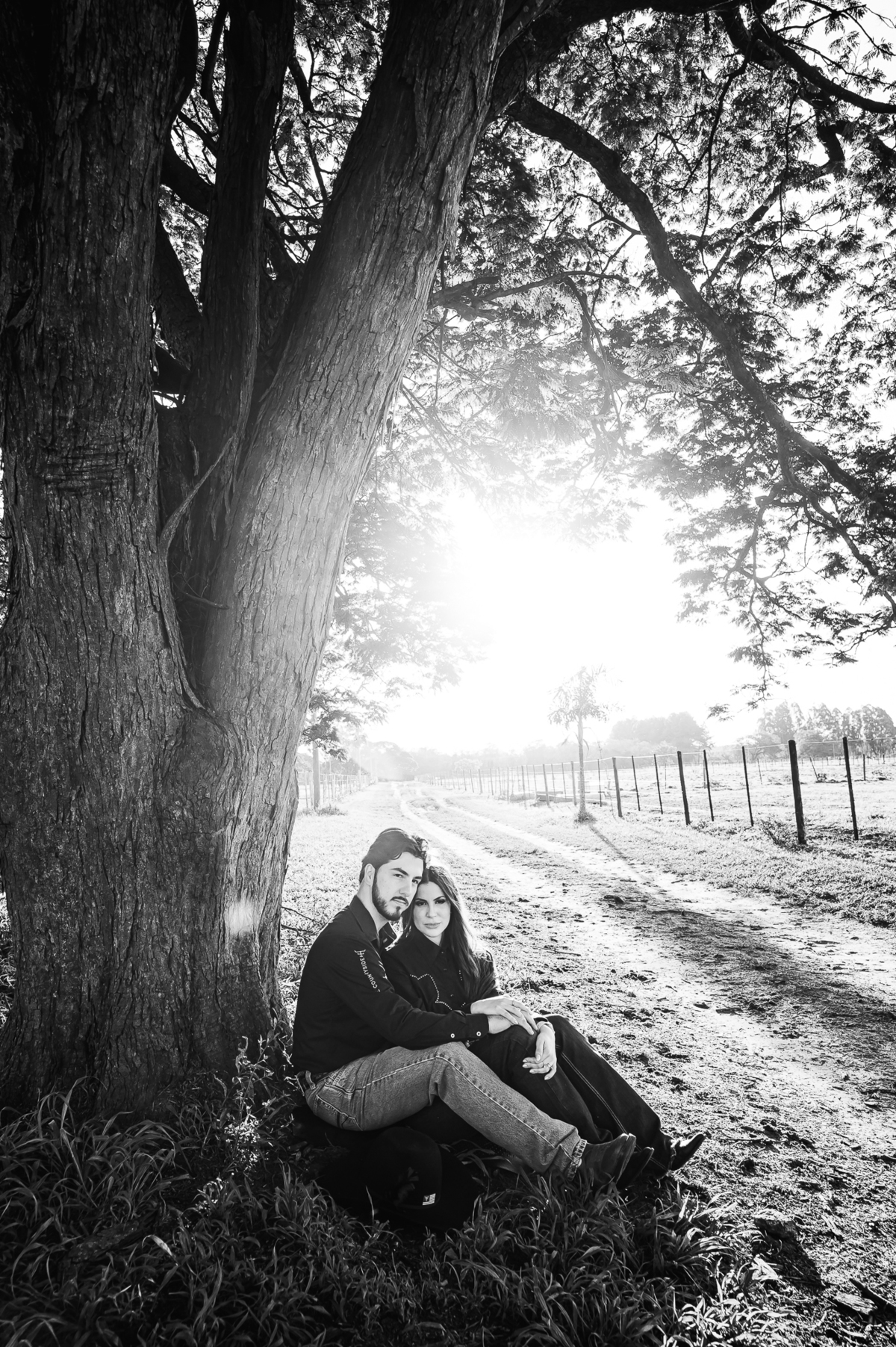 Ensaio pré-wedding com temática country e muito romantismo