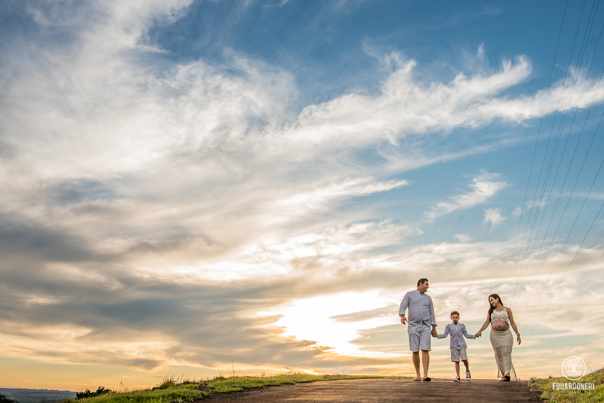 Ensaio de Gestante, Fotografia de Casamento, Castelo LaDorni, Vinícola, Bandeirantes, Paraná, FotógrafoEnsaio de Gestante, Fotografia de Casamento, Castelo LaDorni, Vinícola, Bandeirantes, Paraná, Fotógrafo