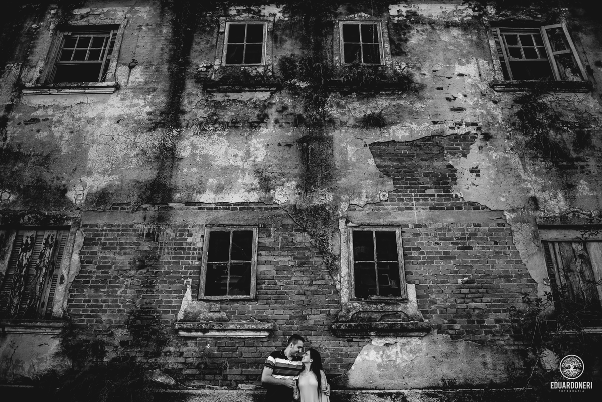 Ensaio pre casamento pre wedding em Bandeirantes, na Fazenda Hotel Yara, Ensaio em Ruínas, Ensaio Externo, Eduardo Neri