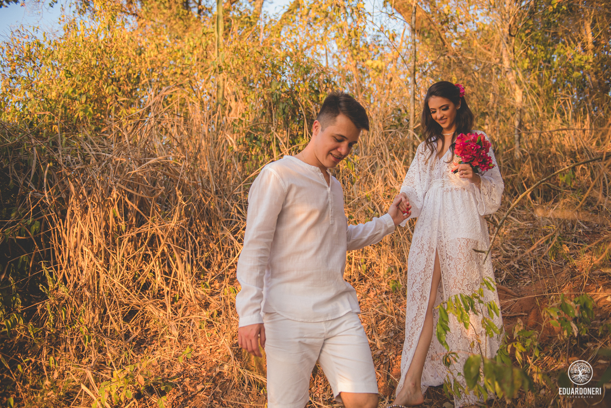 Ensaio externo pre wedding em Bandeirantes no encontro das águas, ensaio carla e almiro neto, casamento, pre wedding e-session