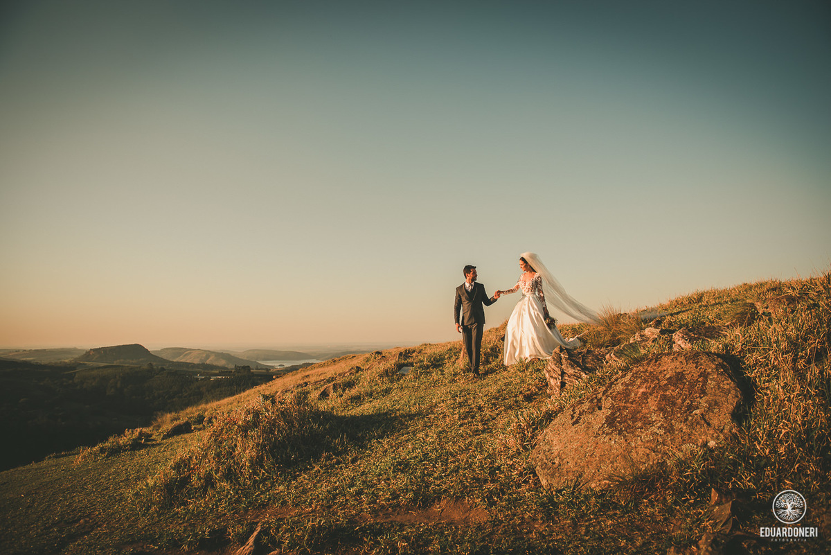 Ensaio Trash the Dress, Pre Weeding no Morro do Gavião em Ribeirão Claro no Paraná