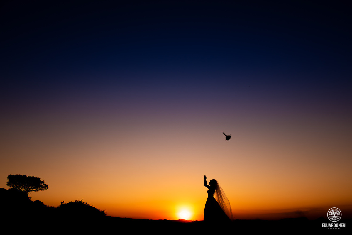 Ensaio Trash the Dress, Pre Weeding no Morro do Gavião em Ribeirão Claro no Paraná