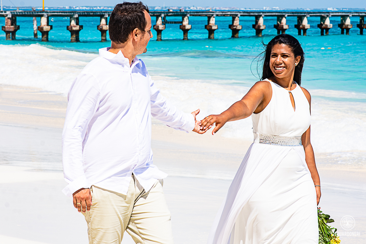 Ensaio pre wedding em Cancun, Cenote Azul, Ensaio em Cancun, pre wedding, destination wedding in cancun, ensaio fora do brasil, Ensaio no Cenote, fotografia de casamento, Eduardo Neri, pre wedding no exterior, ensaio na praia