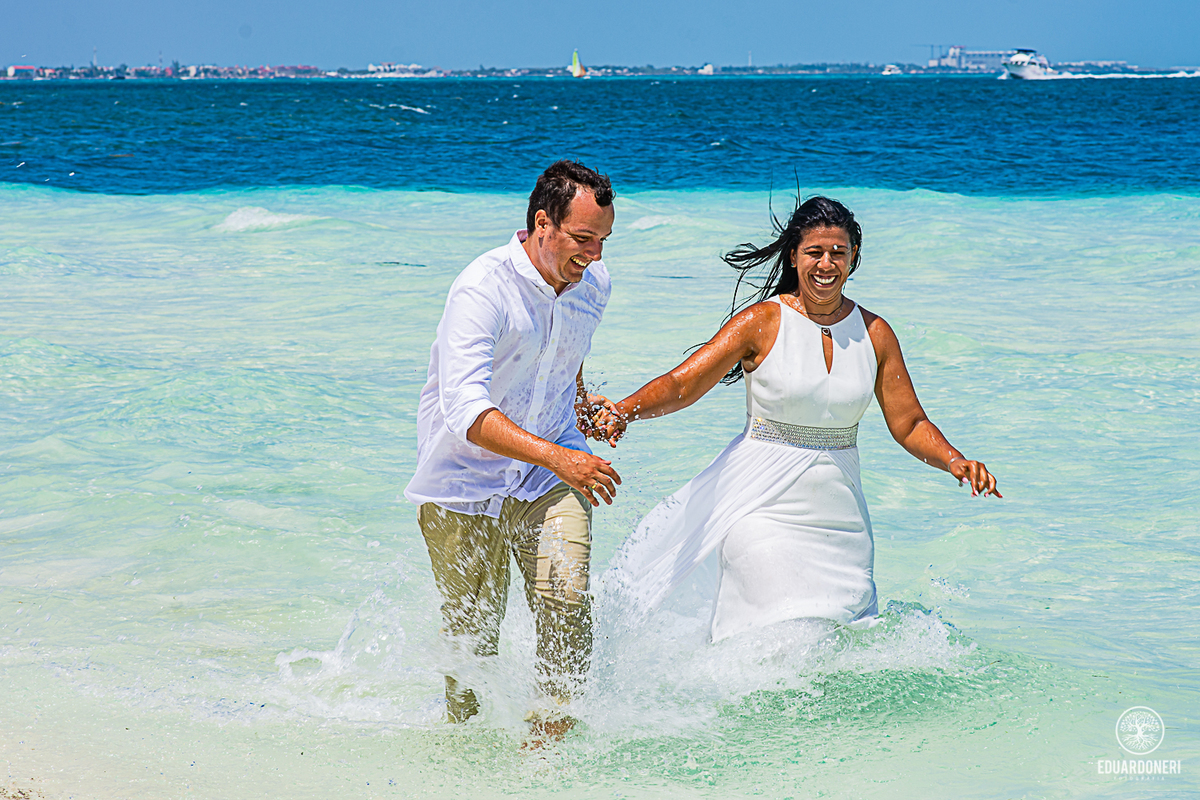 Ensaio pre wedding em Cancun, Cenote Azul, Ensaio em Cancun, pre wedding, destination wedding in cancun, ensaio fora do brasil, Ensaio no Cenote, fotografia de casamento, Eduardo Neri, pre wedding no exterior, ensaio na praia