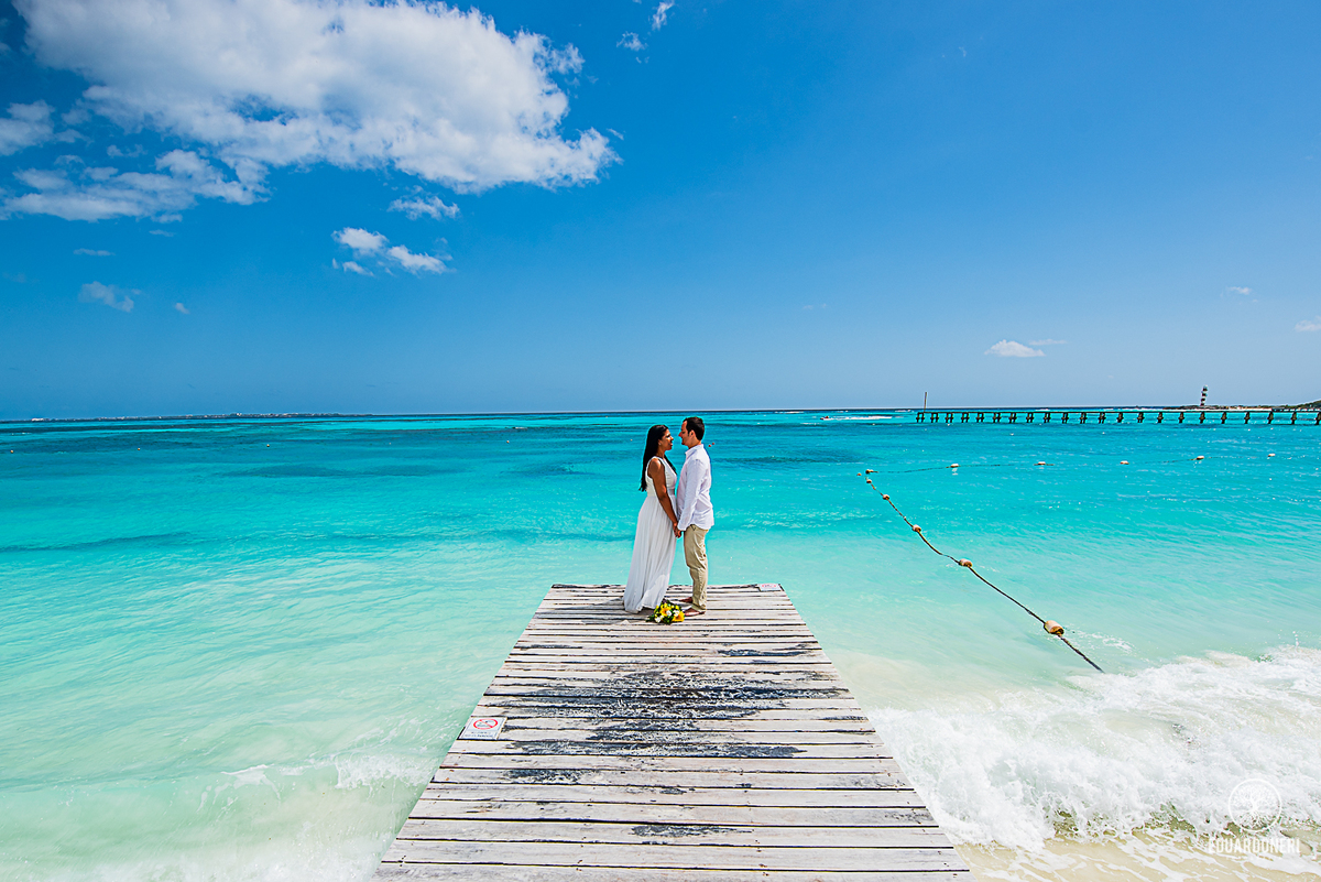 Ensaio pre wedding em Cancun, Cenote Azul, Ensaio em Cancun, pre wedding, destination wedding in cancun, ensaio fora do brasil, Ensaio no Cenote, fotografia de casamento, Eduardo Neri, pre wedding no exterior, ensaio na praia