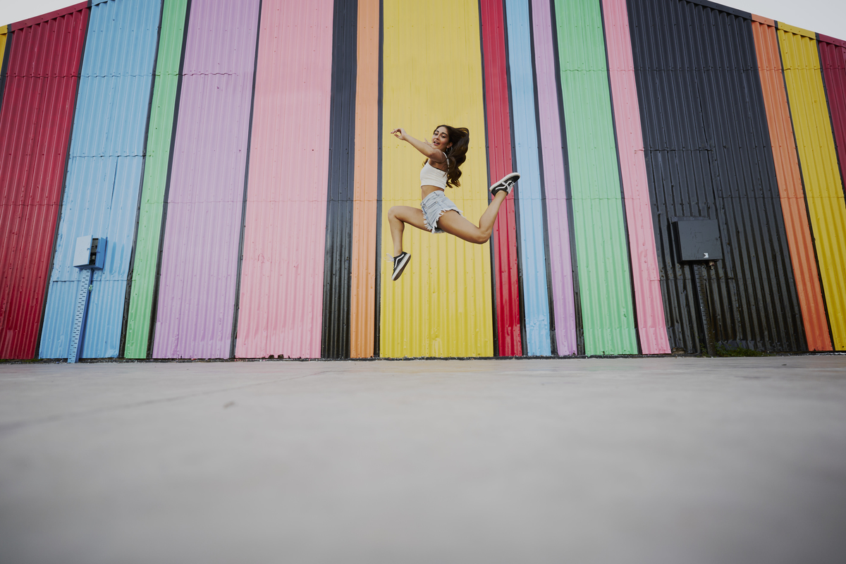 Galpones de Funes - Santa Fe DnxFotografia Dnx Estudio Daniel Cuart Melisa zeller Solange Mosca quinceaera saltando 