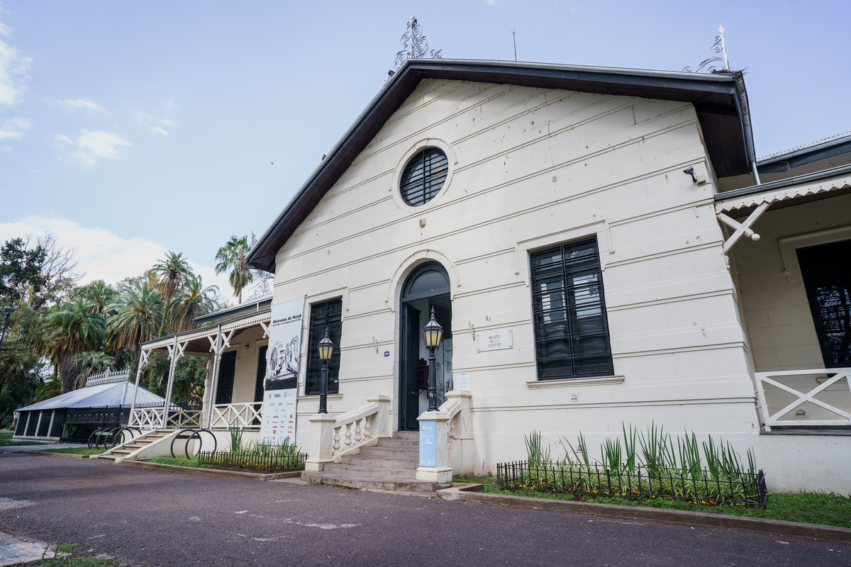 museo de la ciduad de Rosario parque indeoendencia Fotografía arquitectura y fotografía de inmobiliaria de Daniel Cuart y DNX Fotografia DNX Estudio