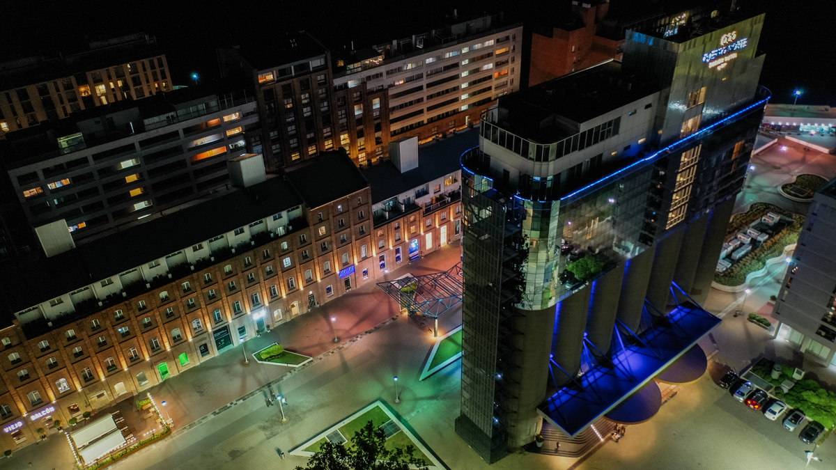 htel puerto norte de Rosario visa aérea nocturna  Fotografía arquitectura y fotografía de inmobiliaria de Daniel Cuart y DNX Fotografia DNX Estudio