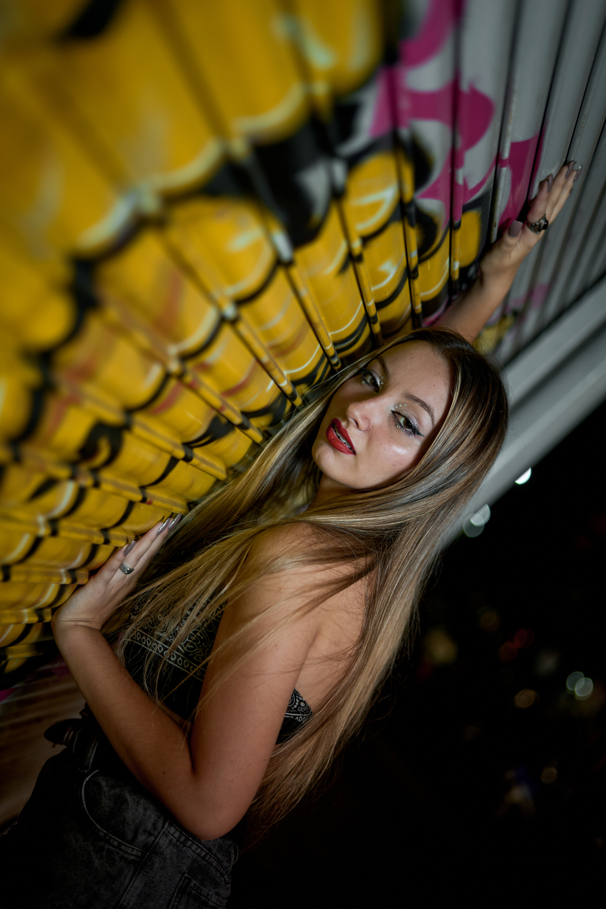 Fotografía en sala de video juegos fotógrafo daniel cuart dnxfotografia fotografía urbana nocturna Rosario