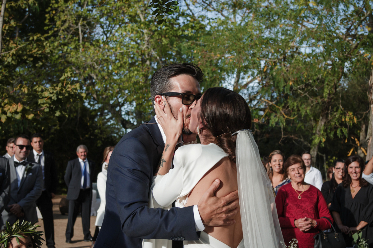 casamento quinta das torres azeitao setubal portugal cerimonia beijo