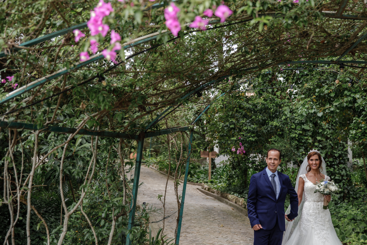 Casamento Quinta do Coração, Azeitao Setubal Portugal cerimonia entrada noiva pai