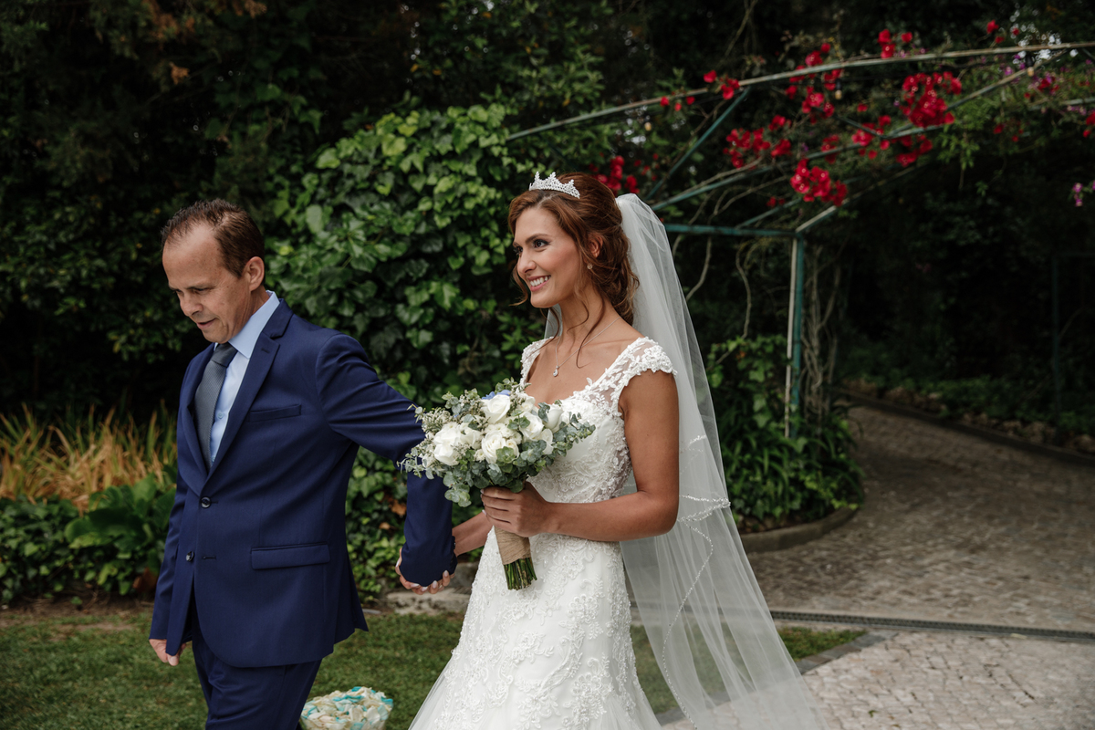 Casamento Quinta do Coração, Azeitao Setubal Portugal cerimonia entrada noiva pai